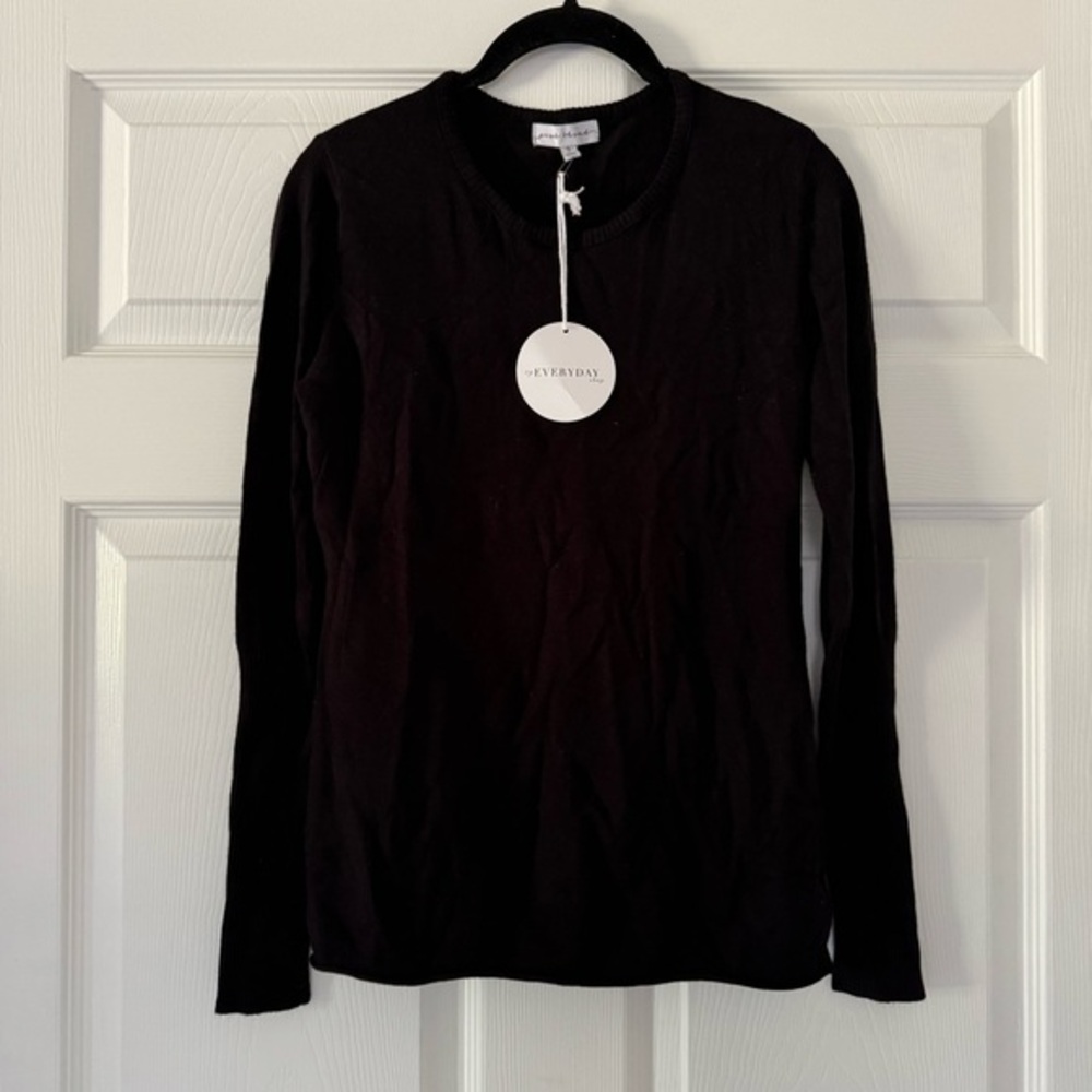 NEW Pink thread black knitted long sleeve top